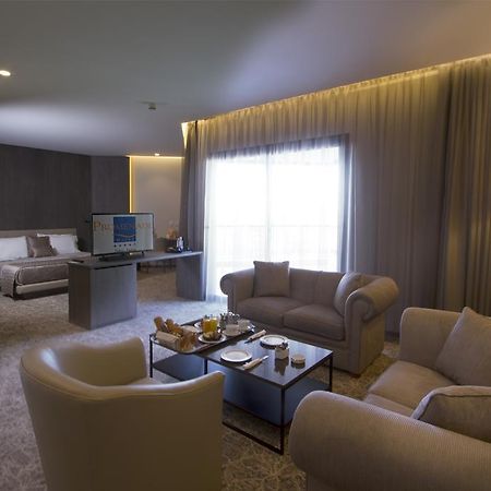Promenade Hotel Zalqa Eksteriør billede