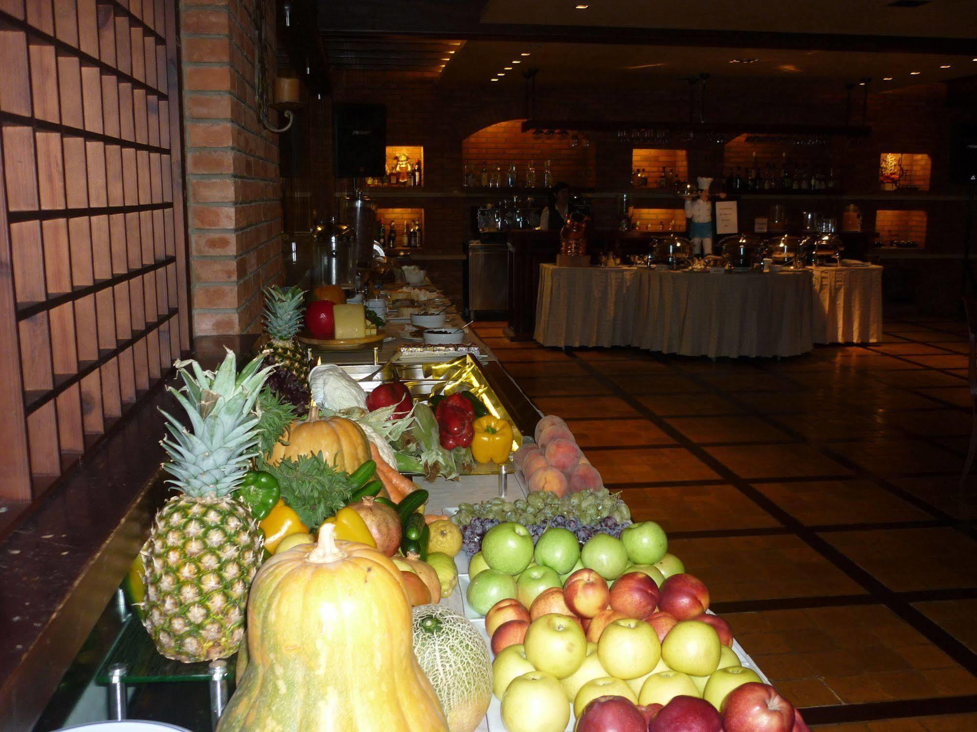 Promenade Hotel Zalqa Eksteriør billede