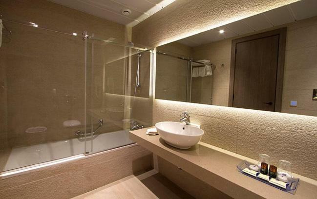 Promenade Hotel Zalqa Eksteriør billede