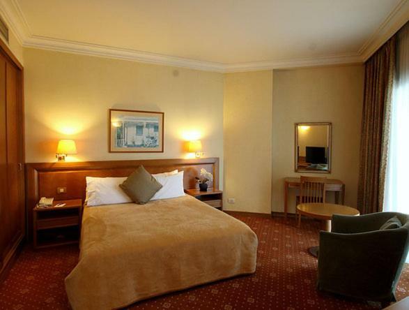 Promenade Hotel Zalqa Eksteriør billede